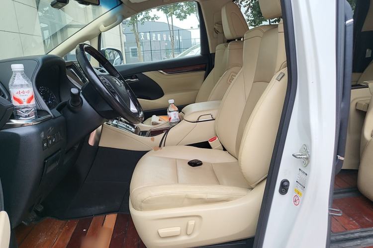 Used Toyota Alphard 2015 3.5L Luxury Edition Left Front Seat