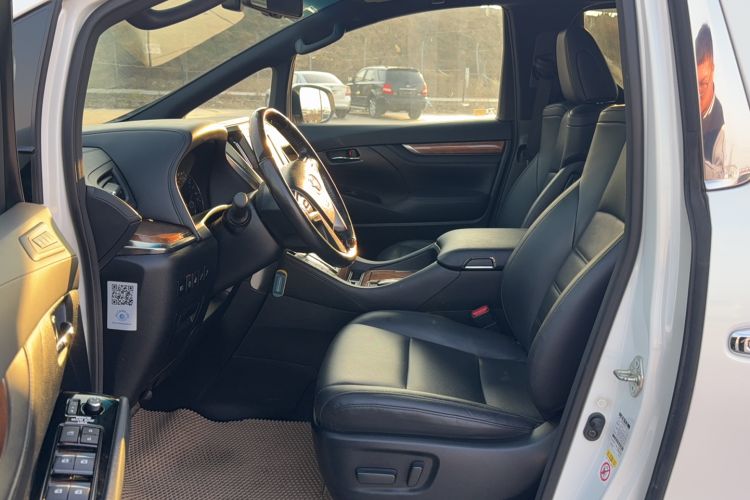 Used Toyota Alphard 2015 3.5L Prestige Edition Left Front Seat