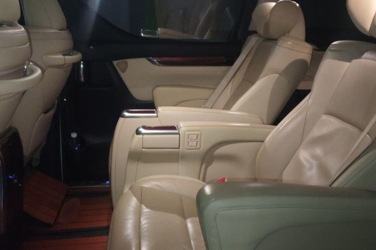 Used Toyota Alphard 2015 3.5L Luxury Edition Left Rear Seat
