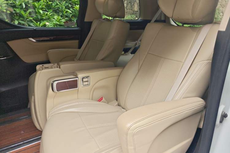 Used Toyota Alphard 2015 3.5L Luxury Edition Left Rear Seat