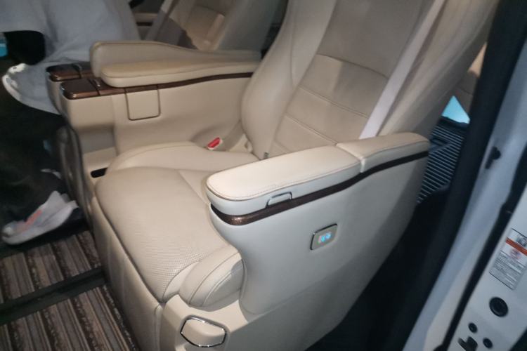 Used Toyota Alphard 2015 3.5L Prestige Edition Left Rear Seat