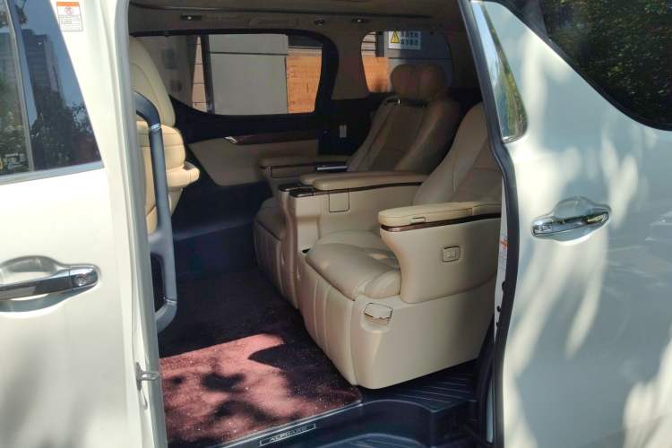 Used Toyota Alphard 2015 3.5L Prestige Edition Left Rear Seat