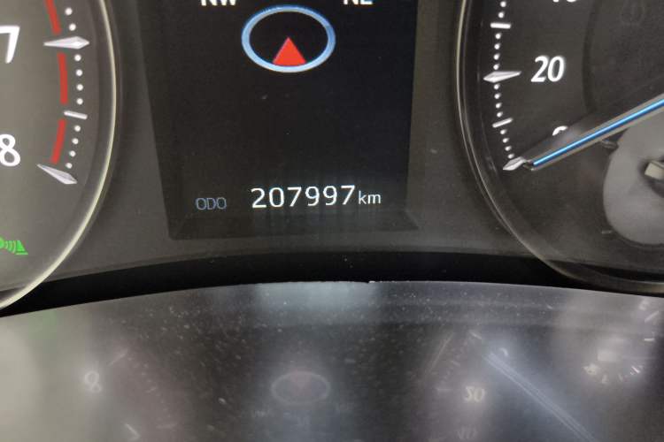 Used Toyota Alphard 2015 3.5L Luxury Edition Odometer Close Up