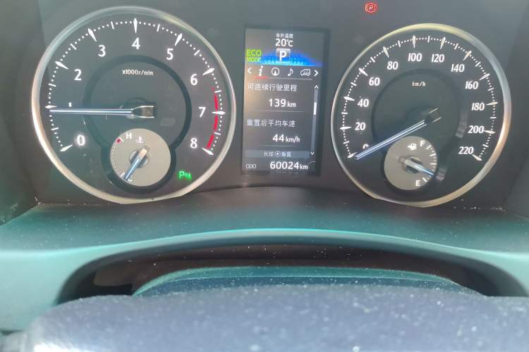 Used Toyota Alphard 2015 3.5L Luxury Edition Odometer Close Up