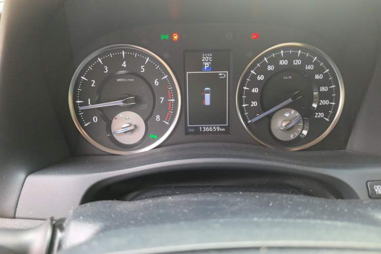 Used Toyota Alphard 2015 3.5L Luxury Edition Odometer Close Up