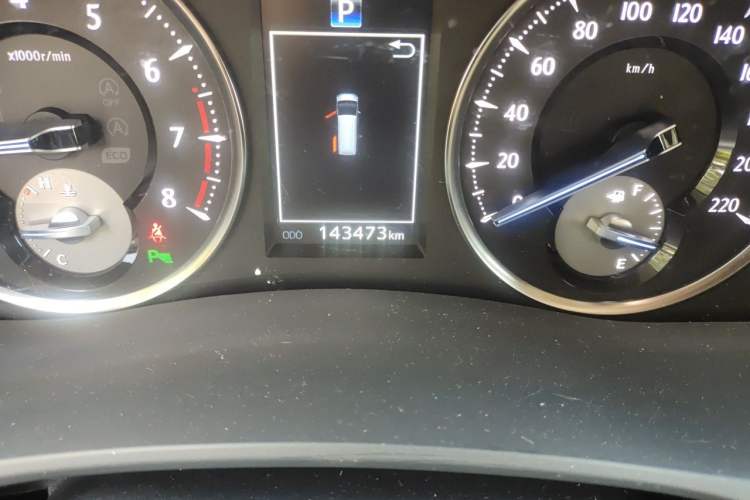 Used Toyota Alphard 2015 3.5L Luxury Edition Odometer Close Up