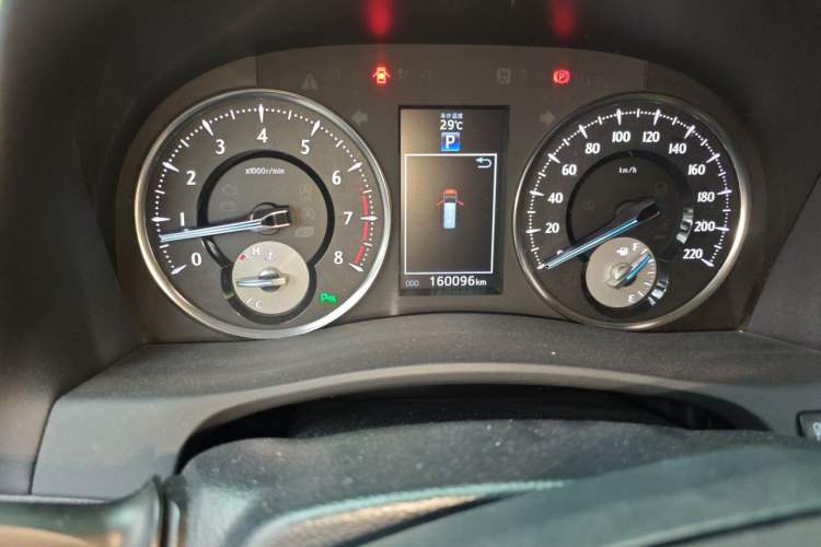 Used Toyota Alphard 2015 3.5L Prestige Edition Odometer Close Up