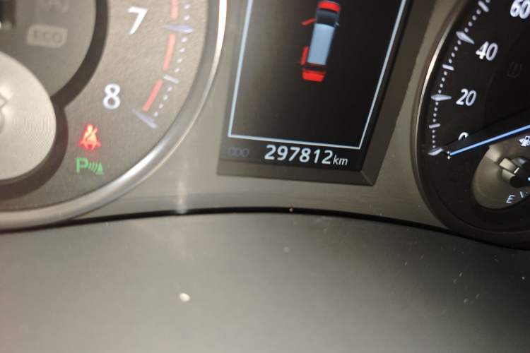 Used Toyota Alphard 2015 3.5L Luxury Edition Odometer Close Up