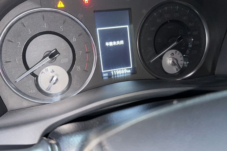 Used Toyota Alphard 2015 3.5L Luxury Edition Odometer Close Up