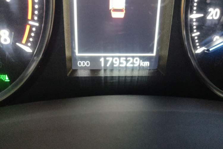Used Toyota Alphard 2015 3.5L Prestige Edition Odometer Close Up