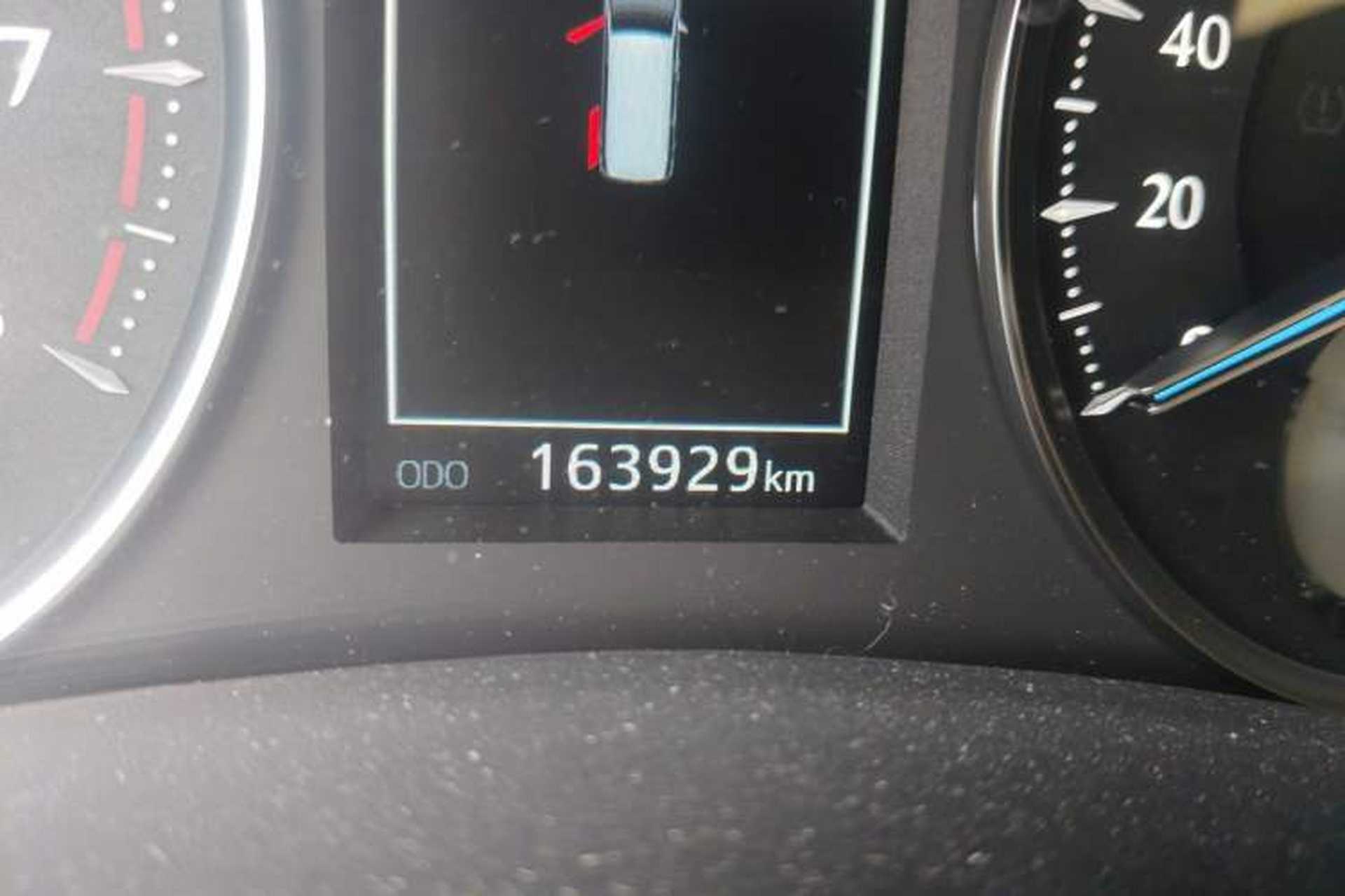 Used Toyota Alphard 2015 3.5L Prestige Edition Odometer Close Up