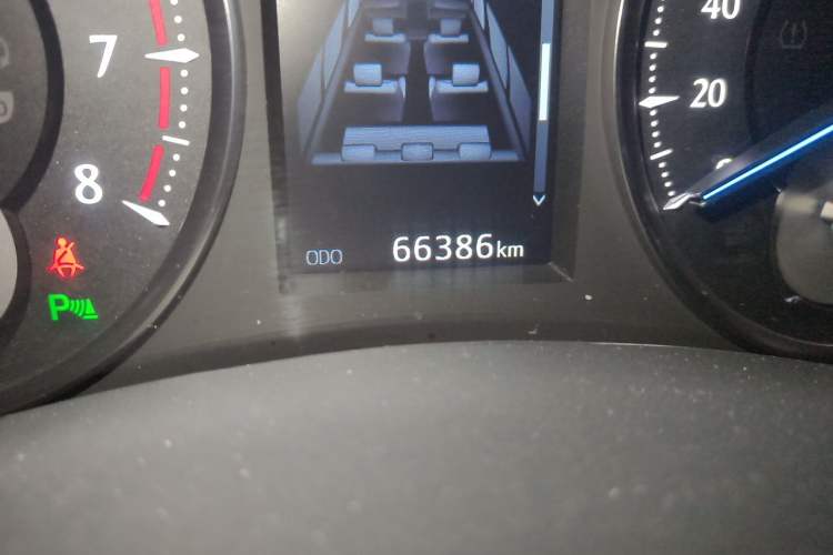 Used Toyota Alphard 2015 3.5L Prestige Edition Odometer Close Up