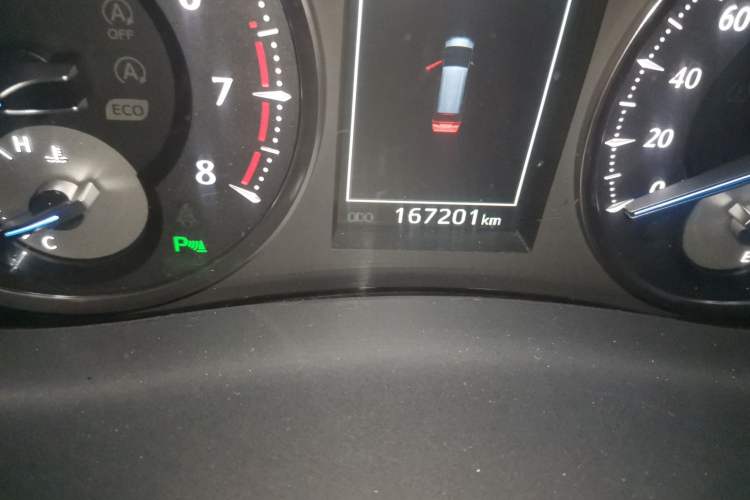 Used Toyota Alphard 2015 3.5L Prestige Edition Odometer Close Up