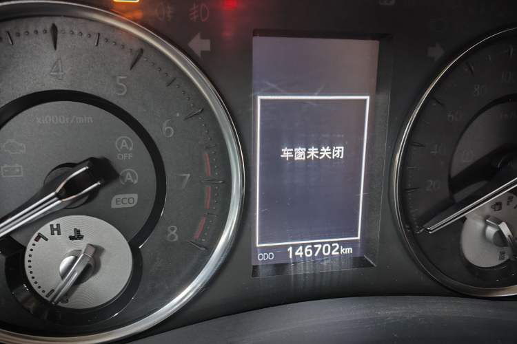 Used Toyota Alphard 2015 3.5L Prestige Edition Odometer Close Up
