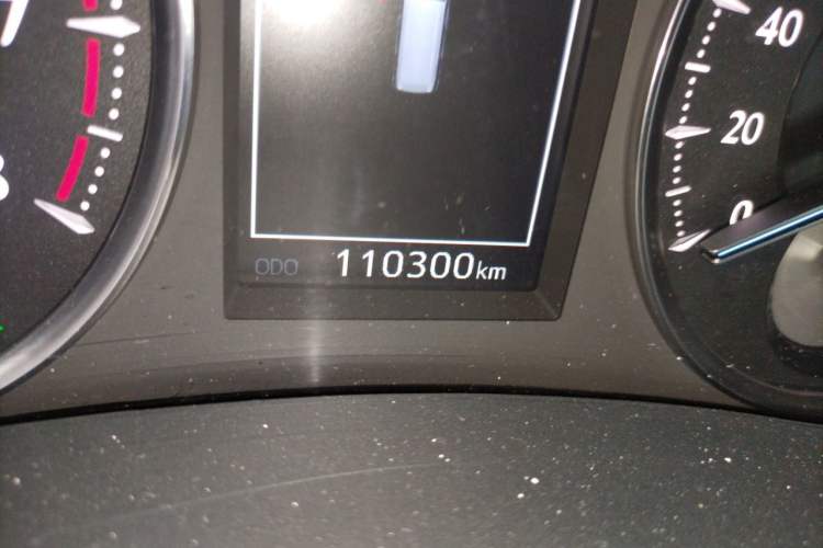 Used Toyota Alphard 2015 3.5L Luxury Edition Odometer Close Up