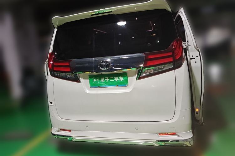 Used Toyota Alphard 2015 3.5L Luxury Edition Rear
