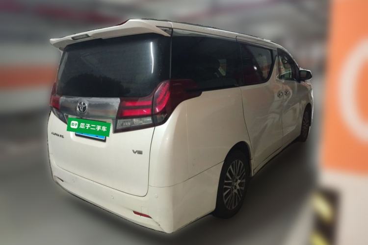 Used Toyota Alphard 2015 3.5L Luxury Edition Rear Right 45 Deg