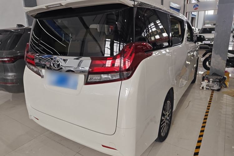 Used Toyota Alphard 2015 3.5L Luxury Edition Rear Right 45 Deg