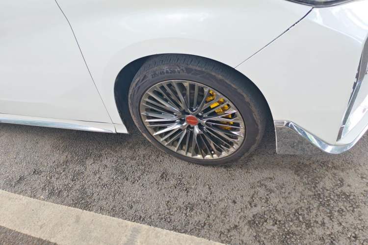 Used Toyota Alphard 2015 3.5L Prestige Edition Right Front Wheel Hub