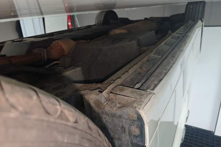 Used Toyota Alphard 2015 3.5L Prestige Edition Right Side Sill