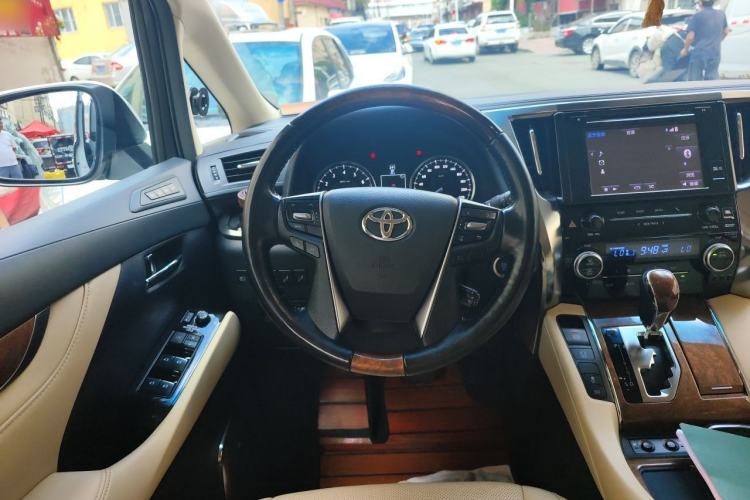 Used Toyota Alphard 2015 3.5L Prestige Edition Steering Wheel