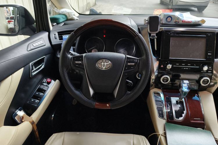 Used Toyota Alphard 2015 3.5L Luxury Edition Steering Wheel