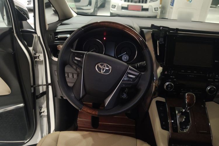 Used Toyota Alphard 2015 3.5L Prestige Edition Steering Wheel