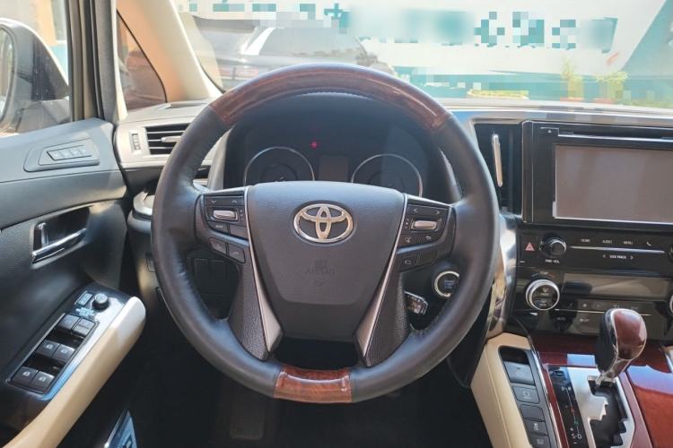 Used Toyota Alphard 2015 3.5L Luxury Edition Steering Wheel