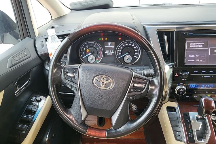 Used Toyota Alphard 2015 3.5L Luxury Edition Steering Wheel