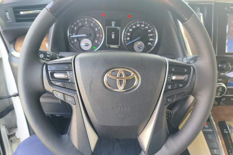 Used Toyota Alphard 2015 3.5L Prestige Edition Steering Wheel