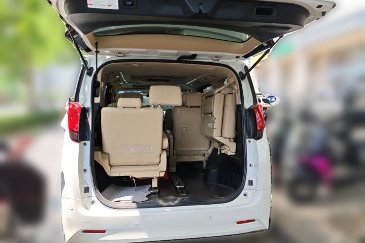 Used Toyota Alphard 2015 3.5L Luxury Edition Trunk