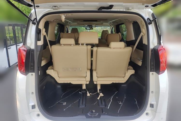 Used Toyota Alphard 2015 3.5L Luxury Edition Trunk
