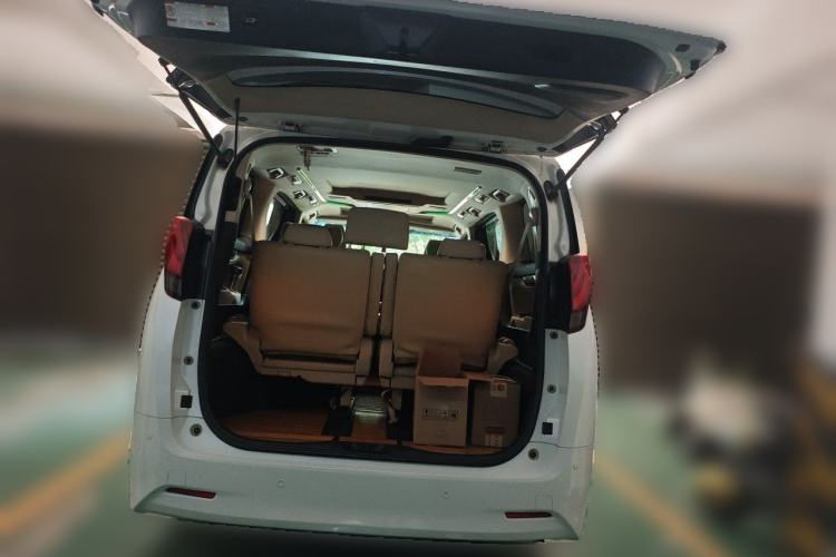 Used Toyota Alphard 2015 3.5L Luxury Edition Trunk