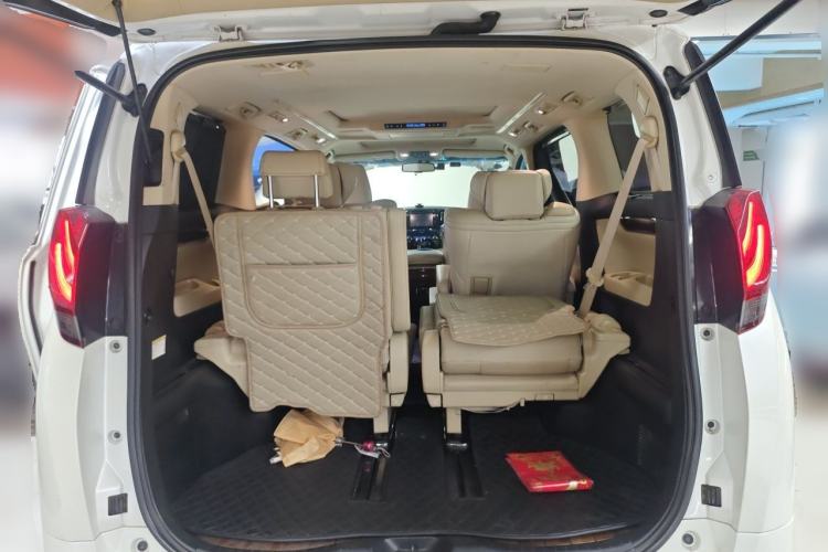 Used Toyota Alphard 2015 3.5L Luxury Edition Trunk