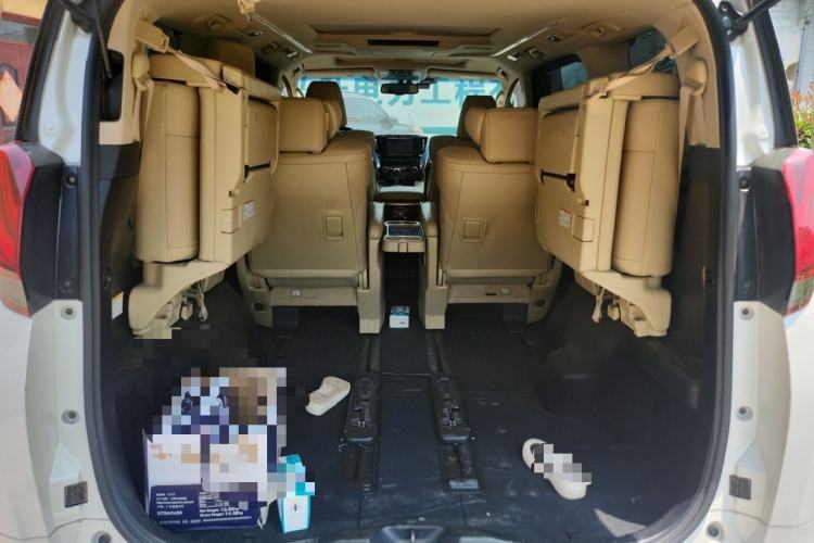 Used Toyota Alphard 2015 3.5L Luxury Edition Trunk