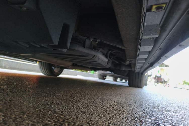 Used Toyota Alphard  Chassis Front Left