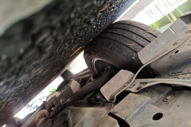 Used Toyota Alphard  Chassis Front Right