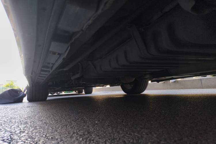 Used Toyota Alphard  Chassis Rear Left