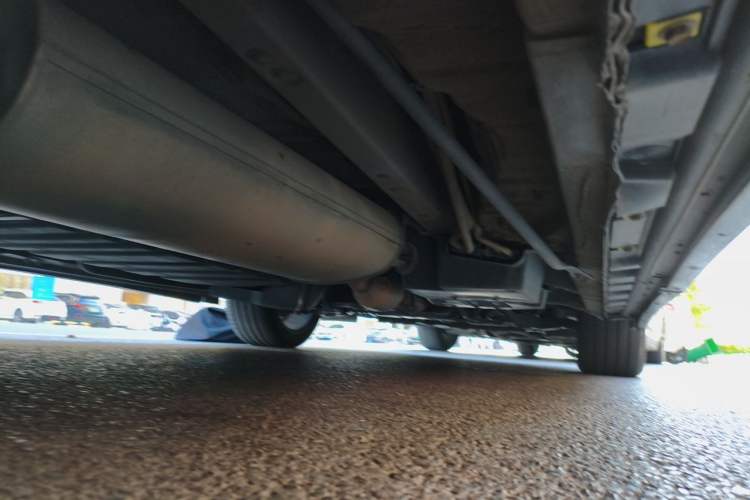 Used Toyota Alphard  Chassis Rear Right