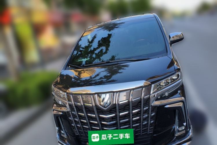Used Toyota Alphard  Front