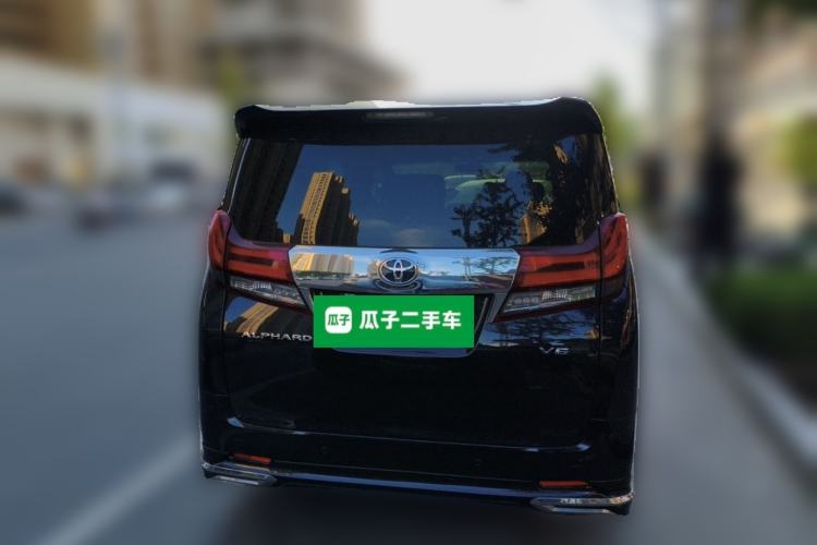 Used Toyota Alphard  Rear