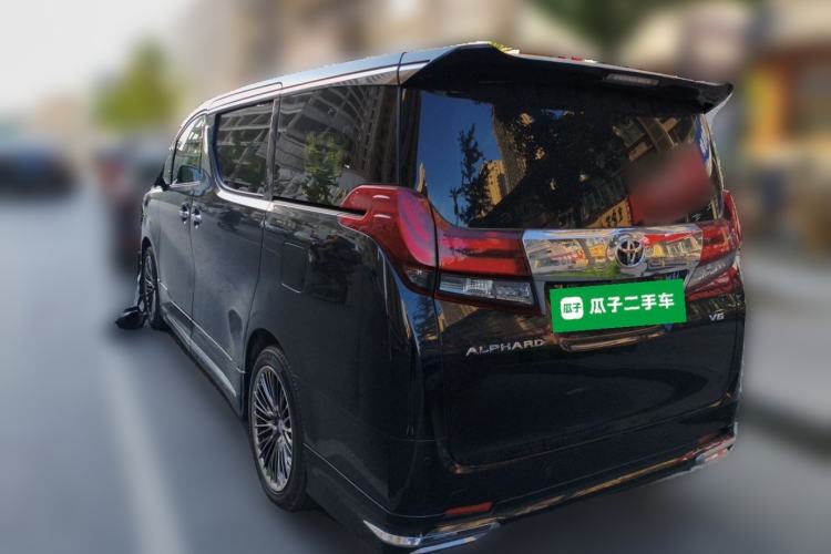 Used Toyota Alphard  Rear Left 45 Deg