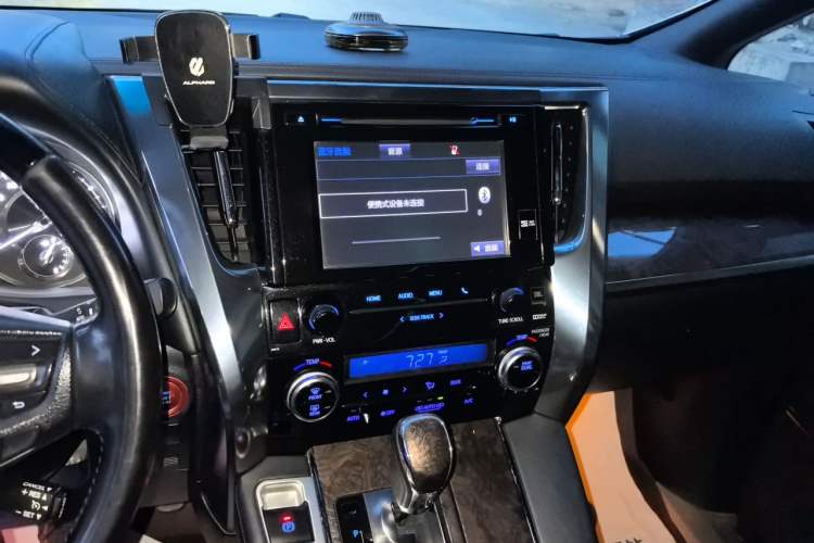 Used Toyota Alphard 2018 Revised Version 3.5L Premium Edition Audio And AC Panel