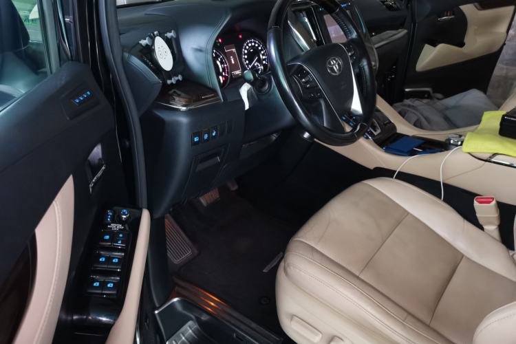 Used Toyota Alphard 2018 Revised Version 3.5L Luxury Edition Driver Seat