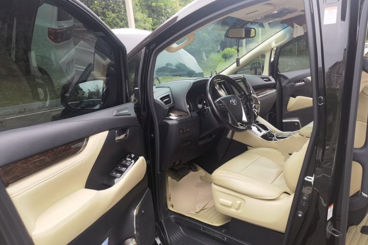 Used Toyota Alphard 2018 Revised Version 3.5L Luxury Edition Driver Seat