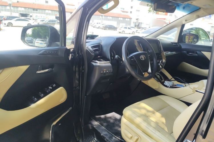 Used Toyota Alphard 2018 Revised Version 3.5L Luxury Edition Driver Seat