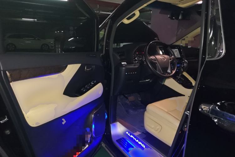 Used Toyota Alphard 2018 Revised Version 3.5L Premium Edition Driver Seat
