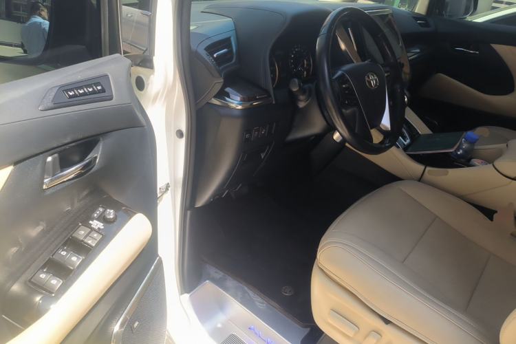 Used Toyota Alphard 2018 Revised Version 3.5L Luxury Edition Driver Seat
