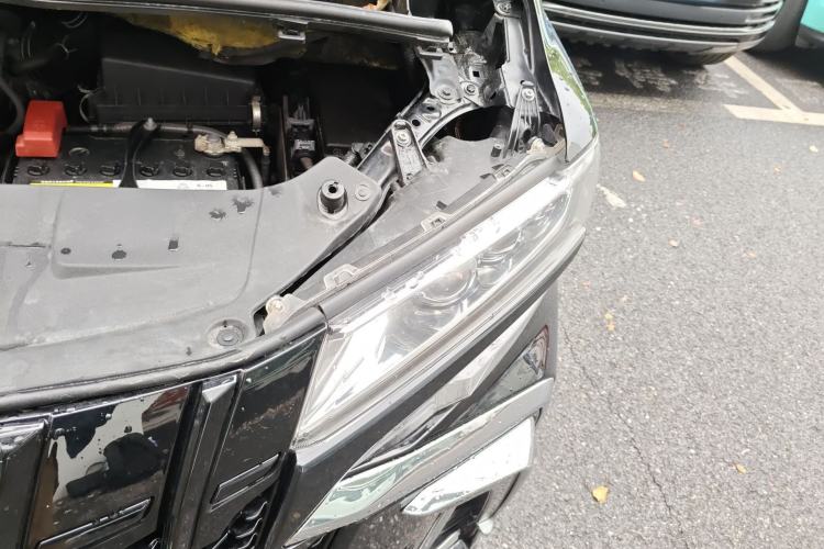Used Toyota Alphard 2018 3.5L Prestige Edition Engine Bay Left