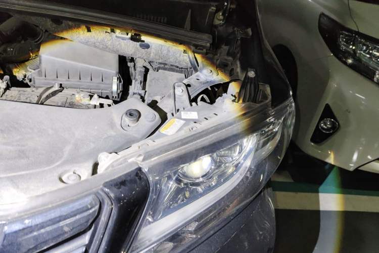 Used Toyota Alphard 2018 3.5L Prestige Edition Engine Bay Left